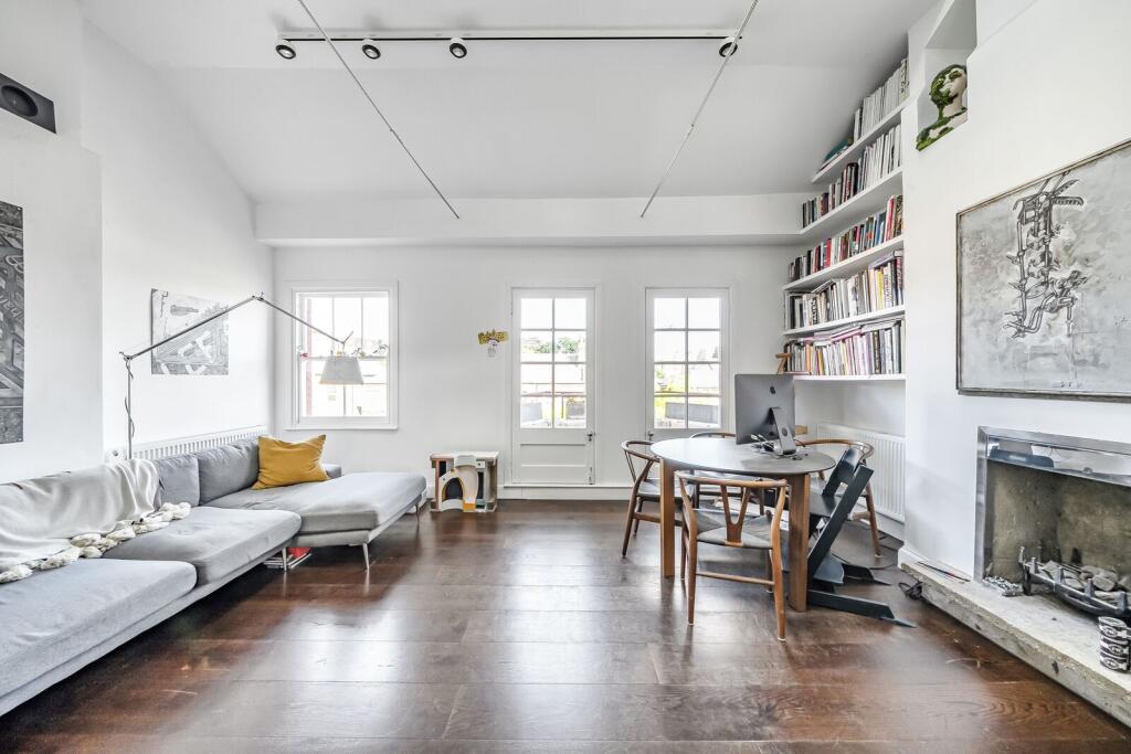 2 bed Annexe for rent in London. From Foxtons - Hampstead