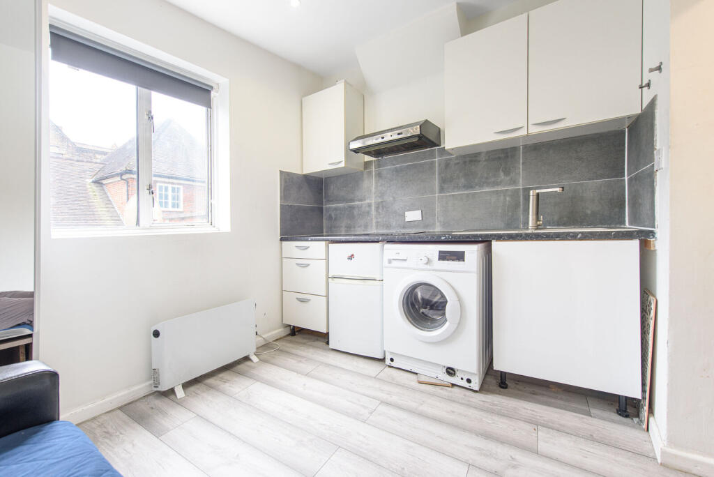 4 bed Studio for rent in London. From Foxtons - Hampstead