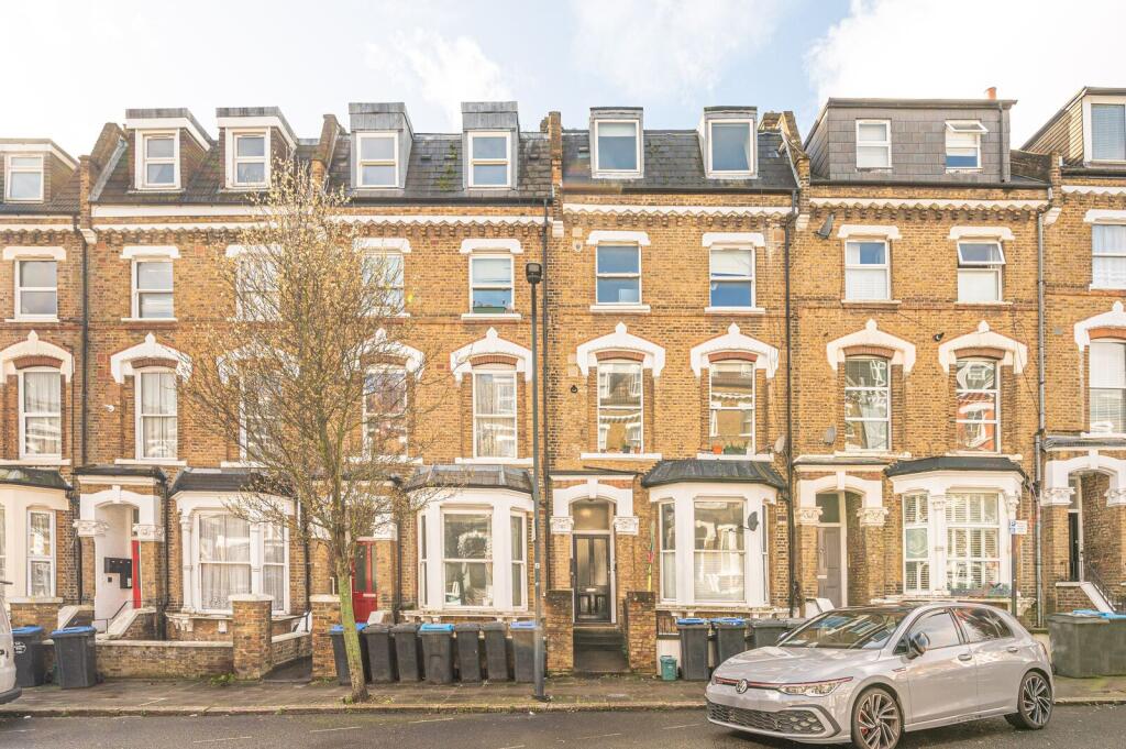 1 bed 1st Floor Flat for rent in London. From Foxtons - Hampstead