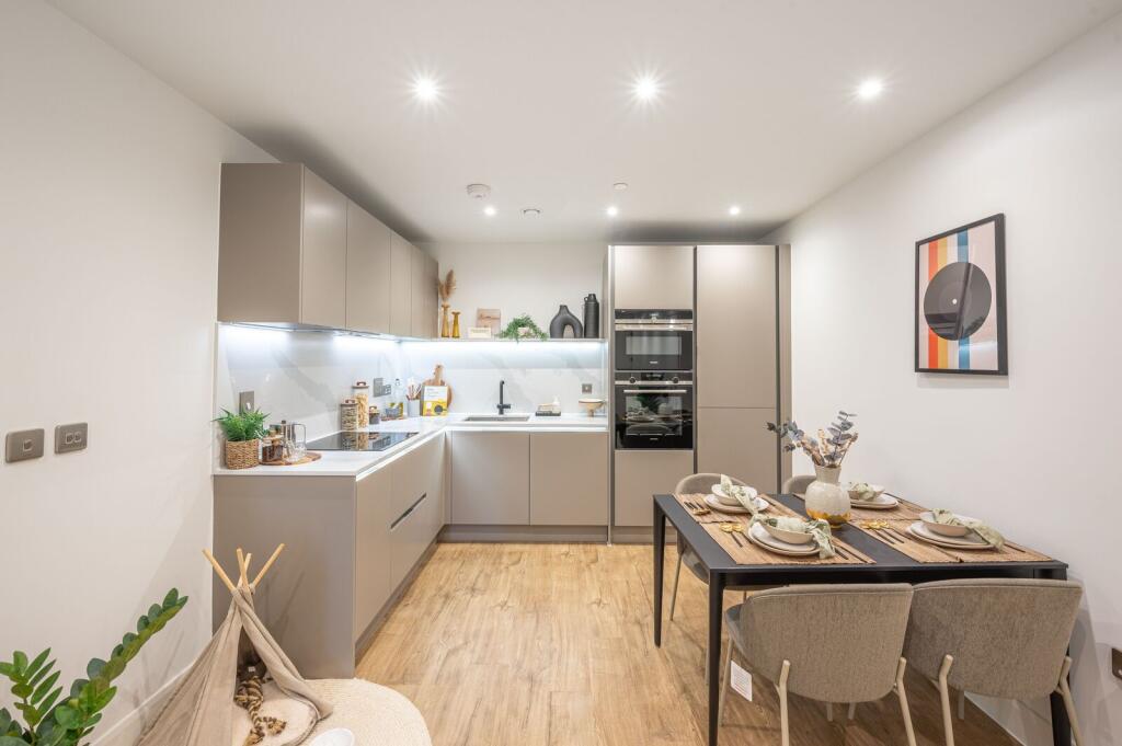 2 bed 1st Floor Flat for rent in London. From Foxtons - Hampstead
