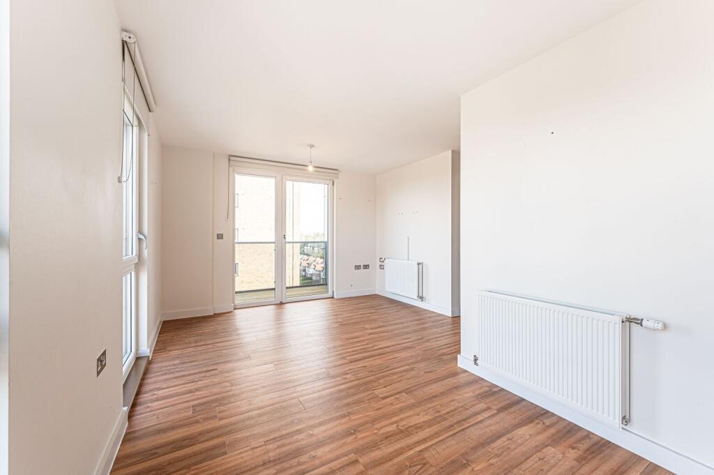 2 bed 1st Floor Flat for rent in Hampstead. From Foxtons - Hampstead