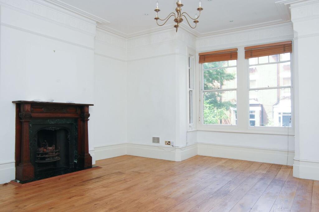 2 bed 1st Floor Flat for rent in London. From Foxtons - Hampstead