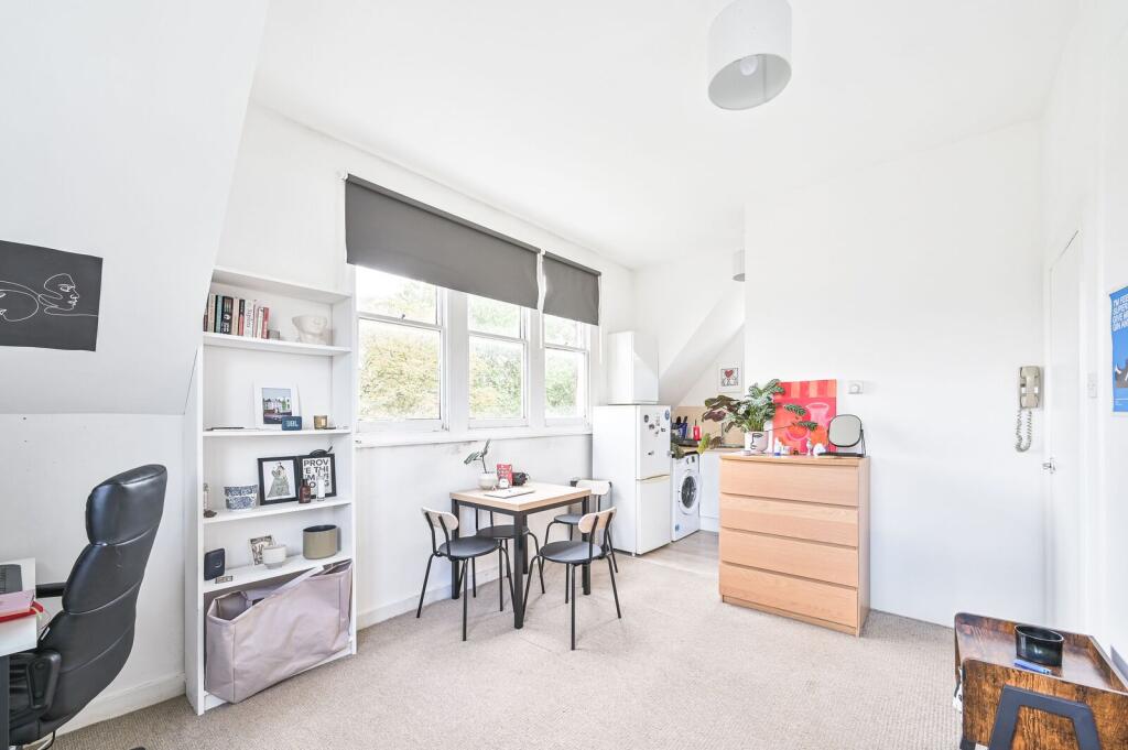 4 bed Studio for rent in Hampstead. From Foxtons - Hampstead 4 bed Studio for rent in Hampstead. From Foxtons - Hampstead