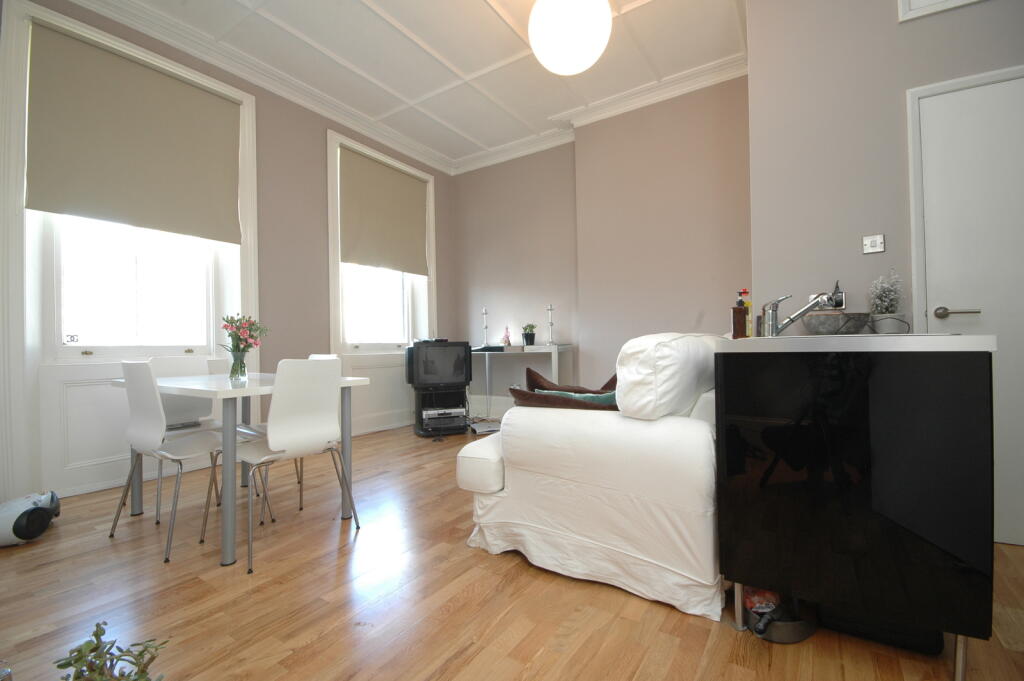 1 bed 1st Floor Flat for rent in Hampstead. From Foxtons - Hampstead
