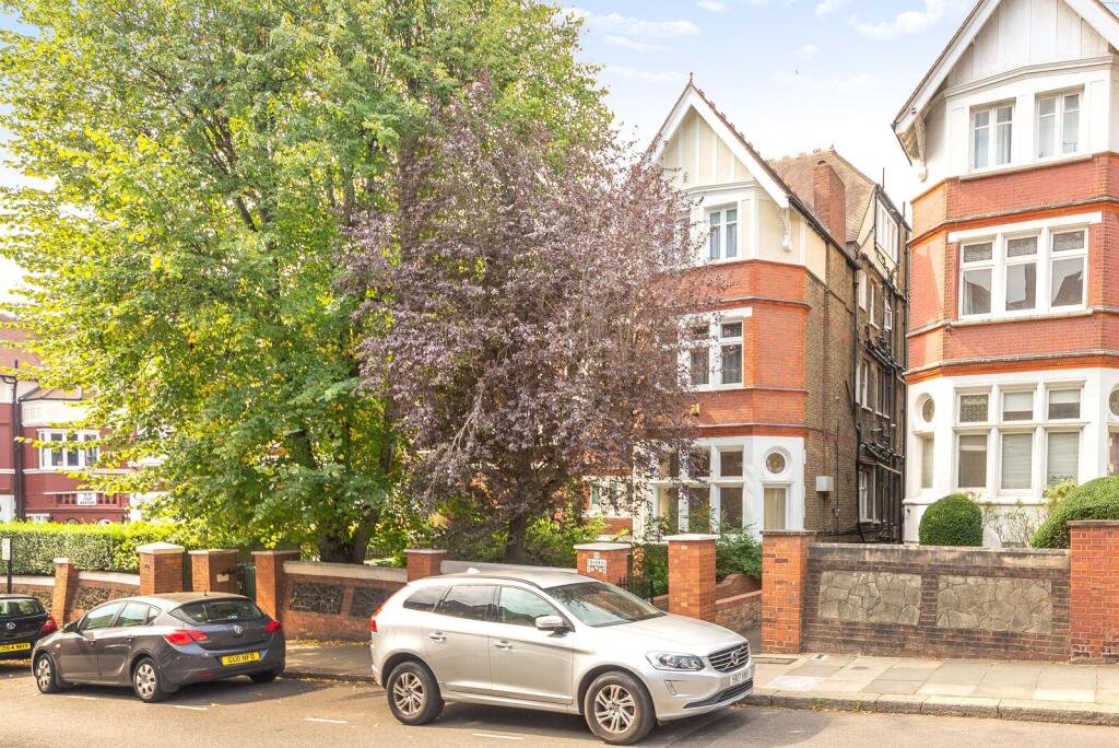 1 bed 1st Floor Flat for rent in Hampstead. From Foxtons - Hampstead