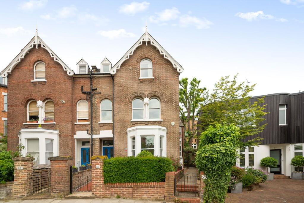 3 bed Detached for rent in Hampstead. From Foxtons - Hampstead 3 bed Detached for rent in Hampstead. From Foxtons - Hampstead