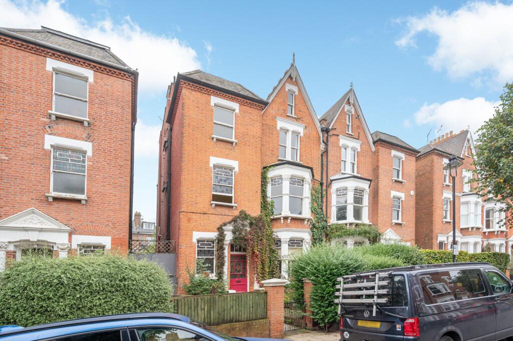 2 bed 1st Floor Flat for rent in London. From Foxtons - Hampstead