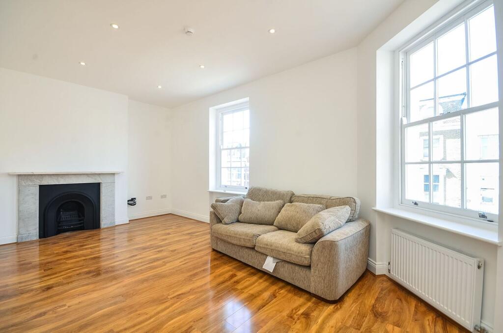 2 bed 1st Floor Flat for rent in London. From Foxtons - Hampstead