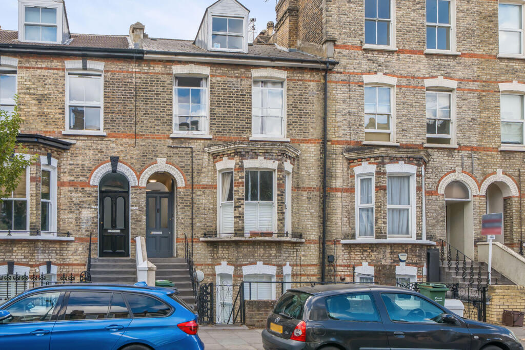 1 bed 1st Floor Flat for rent in Hampstead. From Foxtons - Hampstead