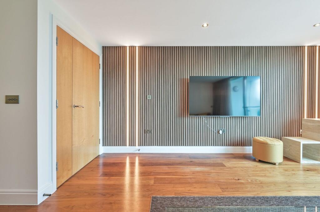 1 bed 1st Floor Flat for rent in London. From Foxtons - Hampstead