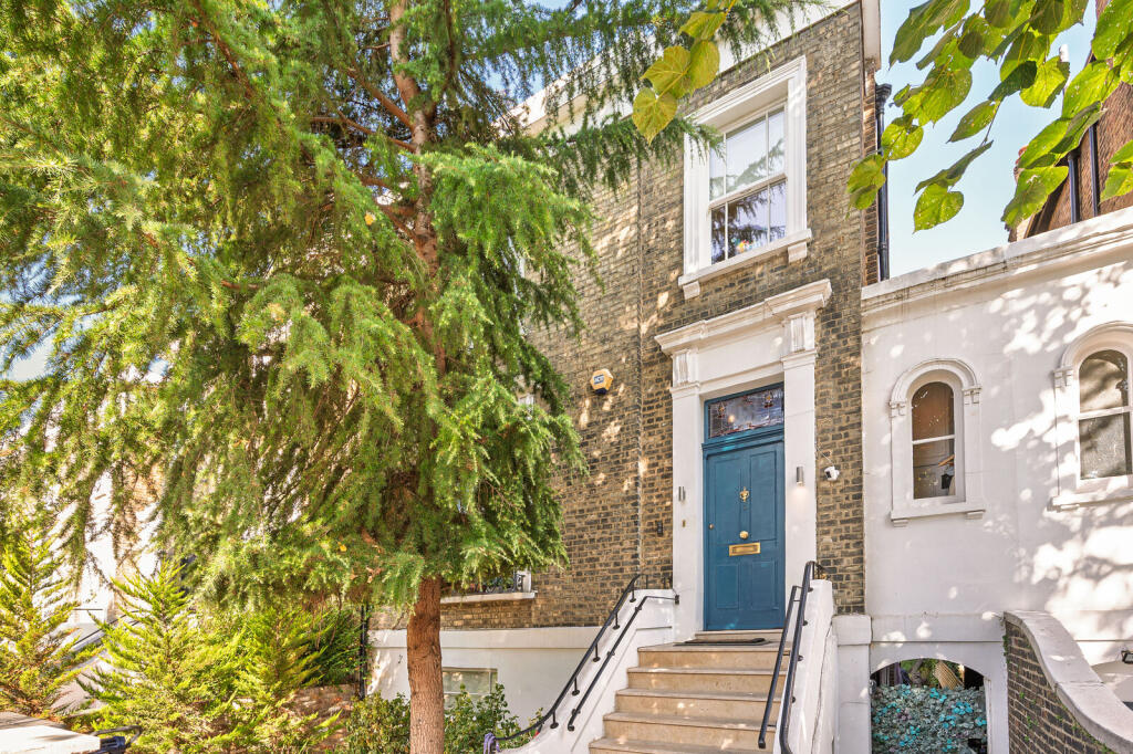 5 bed Semi Detached for rent in London. From Foxtons - Hampstead