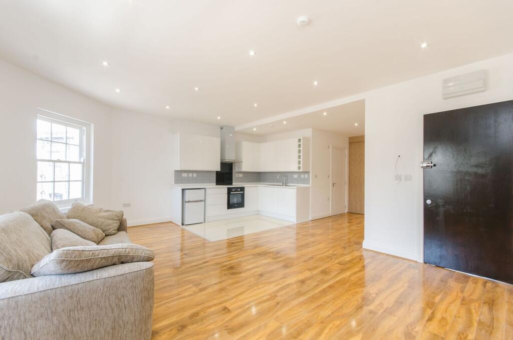 2 bed 1st Floor Flat for rent in Hampstead. From Foxtons - Hampstead 2 bed 1st Floor Flat for rent in Hampstead. From Foxtons - Hampstead