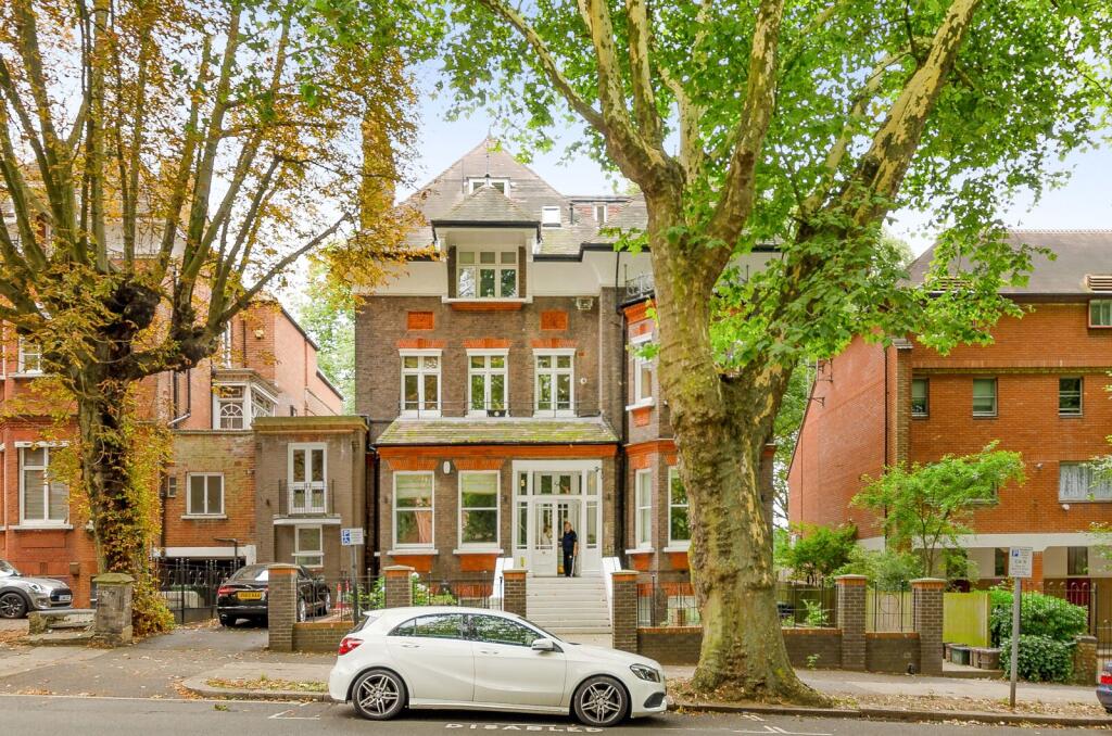 2 bed 1st Floor Flat for rent in London. From Foxtons - Hampstead