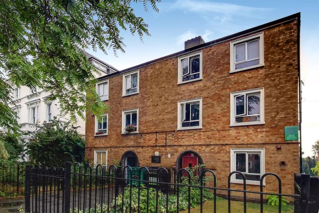 1 bed 1st Floor Flat for rent in Hampstead. From Foxtons - Hampstead