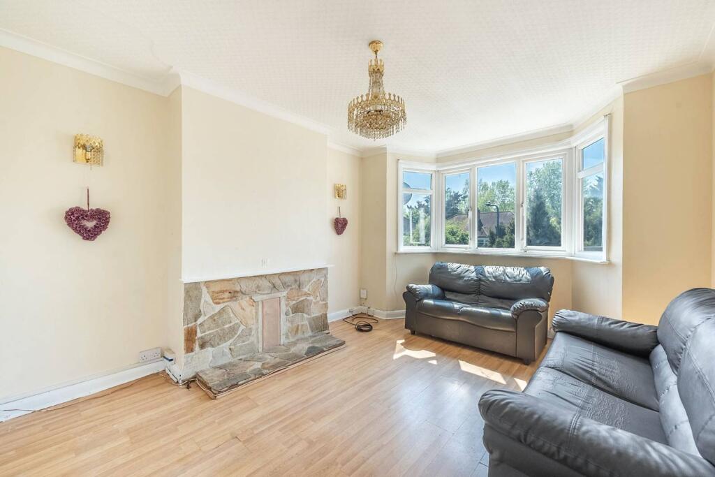 3 bed Annexe for rent in Harrow. From Foxtons - Harrow