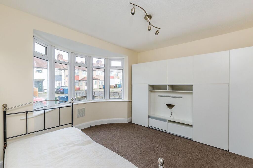 4 bed Annexe for rent in Harrow. From Foxtons - Harrow