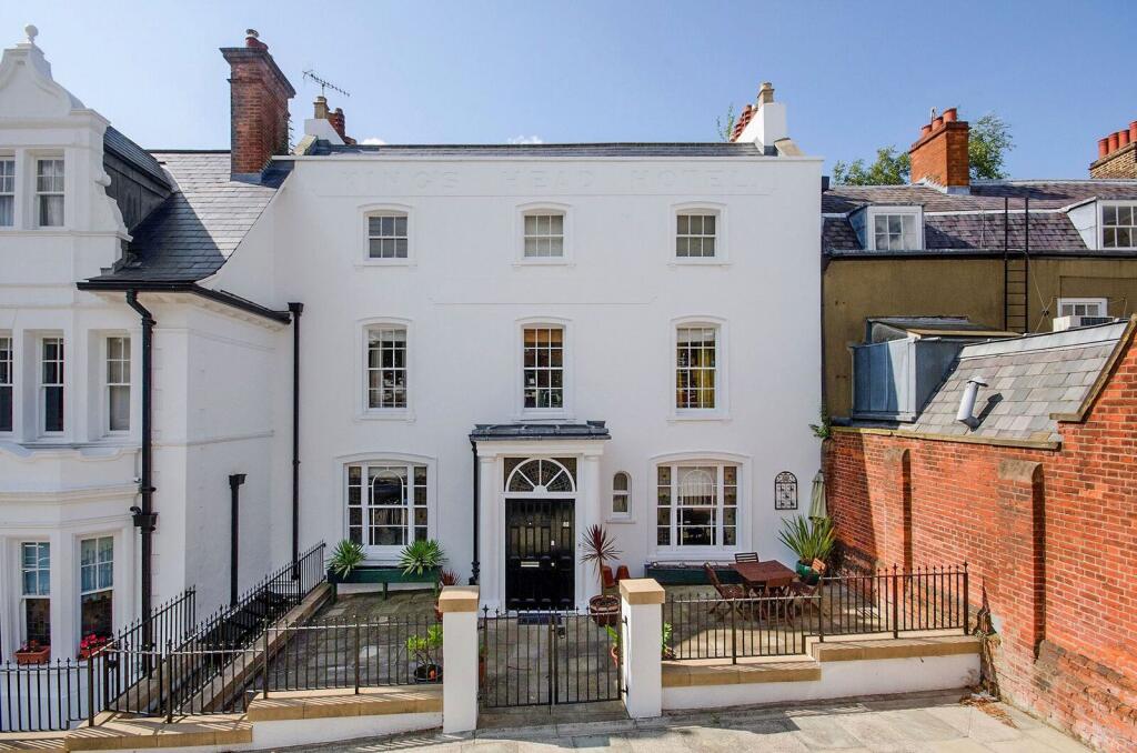 4 bed Annexe for rent in Harrow. From Foxtons - Harrow