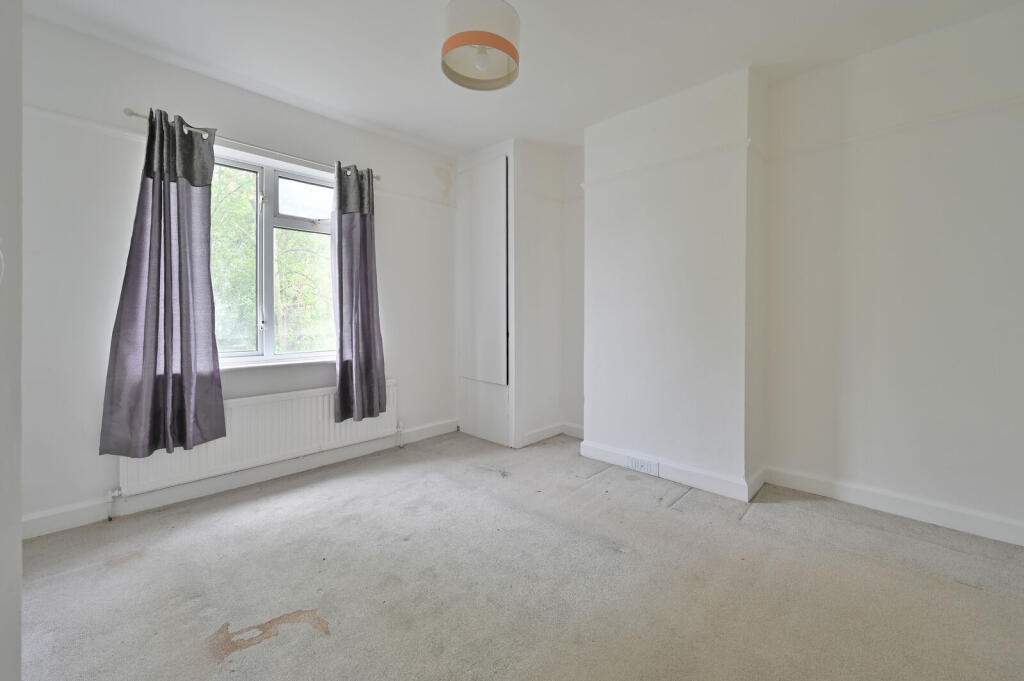 3 bed Mid Terraced House for rent in Harrow. From Foxtons - Harrow