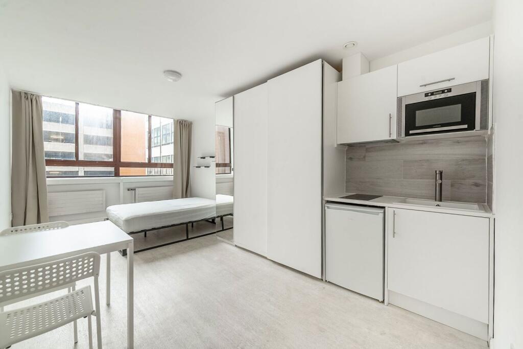 4 bed Studio for rent in Harrow. From Foxtons - Harrow