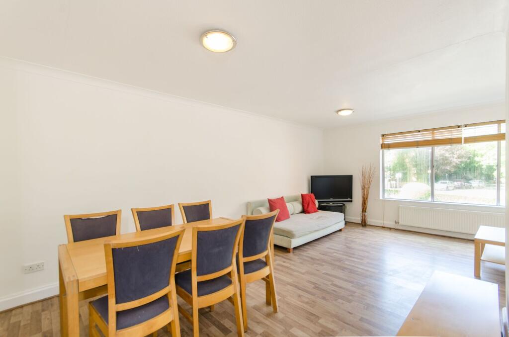 2 bed 1st Floor Flat for rent in Harrow. From Foxtons - Harrow