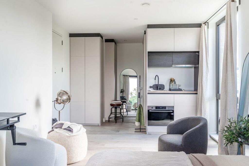 0 bed Studio for rent in Harrow. From Foxtons - Harrow