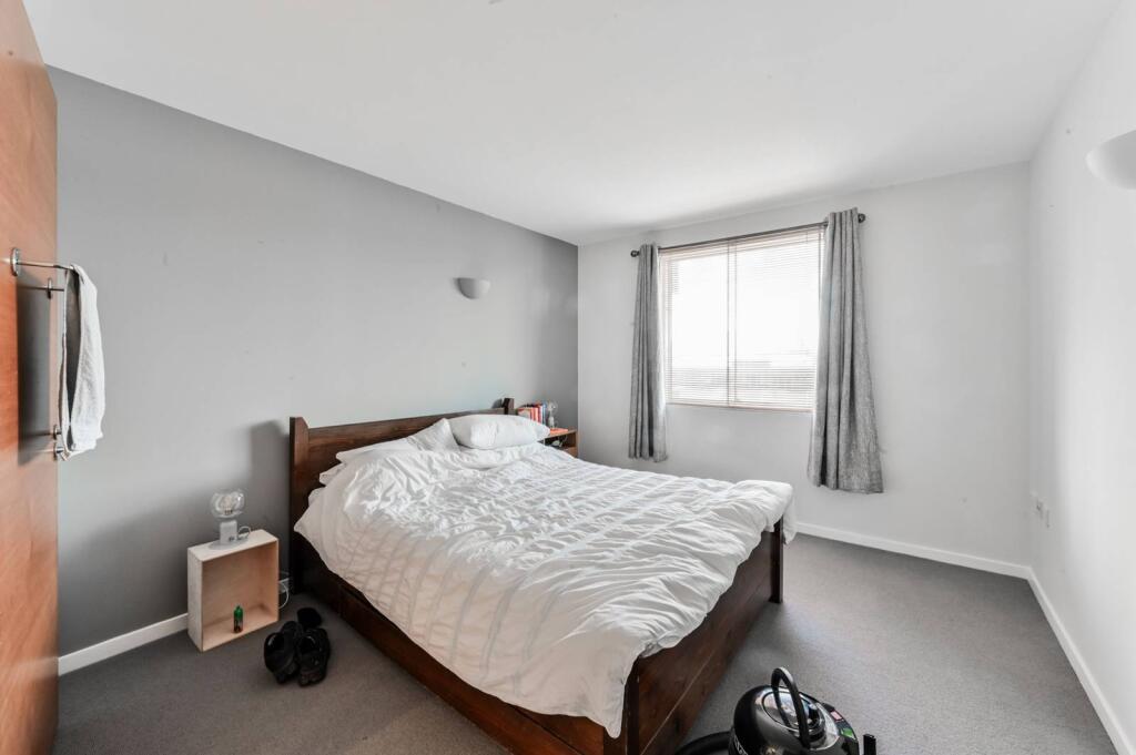 2 bed 1st Floor Flat for rent in London. From Foxtons - Islington
