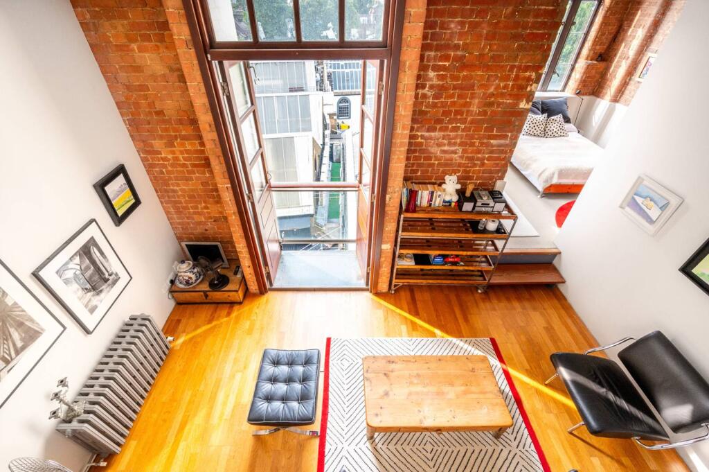 1 bed 1st Floor Flat for rent in London. From Foxtons - Islington