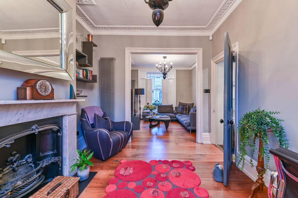 3 bed Detached for rent in London. From Foxtons - Islington 3 bed Detached for rent in London. From Foxtons - Islington