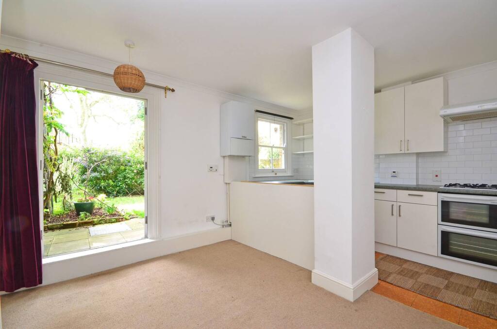 1 bed 1st Floor Flat for rent in London. From Foxtons - Islington