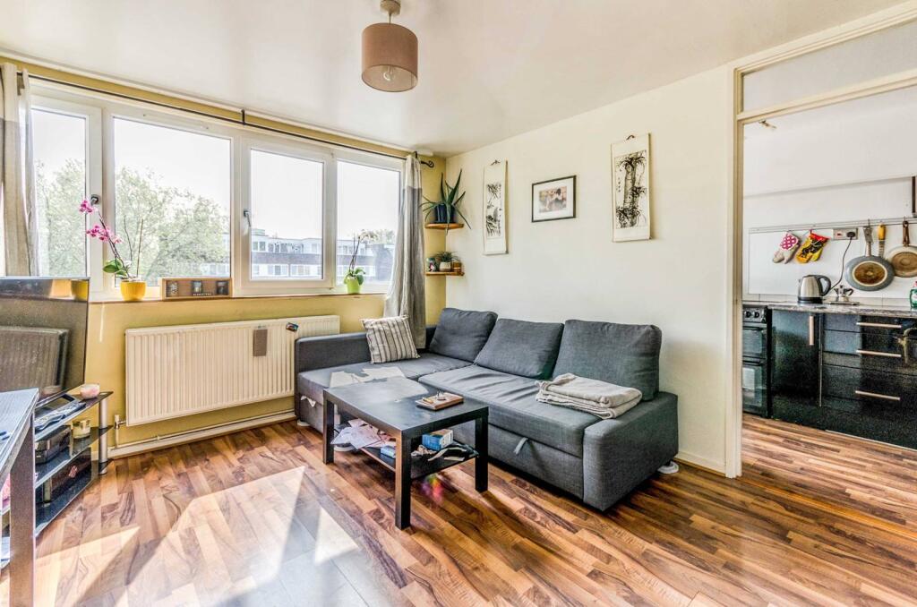 1 bed 1st Floor Flat for rent in London. From Foxtons - Islington