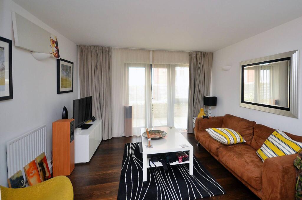 1 bed 1st Floor Flat for rent in London. From Foxtons - Islington