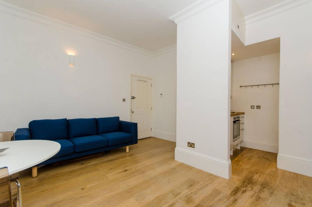 1 bed 1st Floor Flat for rent in London. From Foxtons - Islington