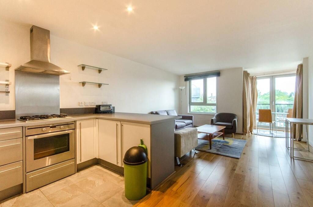 2 bed 1st Floor Flat for rent in London. From Foxtons - Islington
