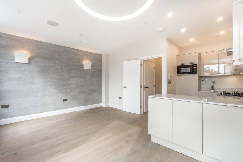 2 bed 1st Floor Flat for rent in London. From Foxtons - Islington 2 bed 1st Floor Flat for rent in London. From Foxtons - Islington