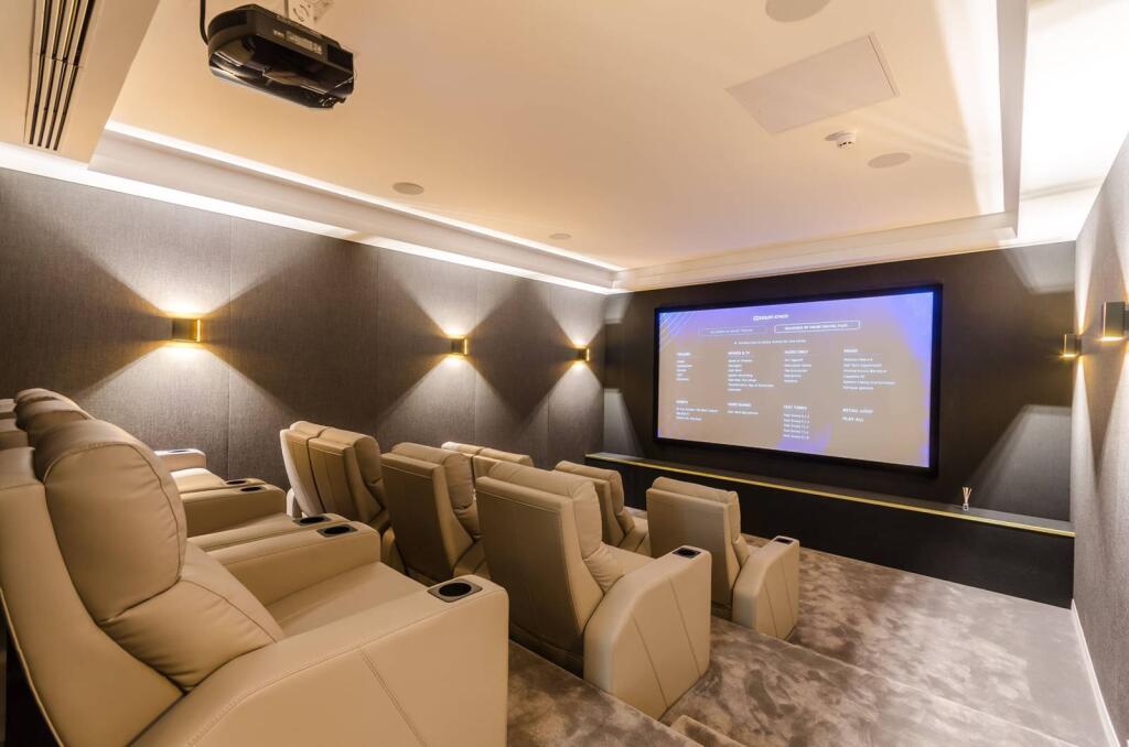 2 bed 1st Floor Flat for rent in London. From Foxtons - Islington