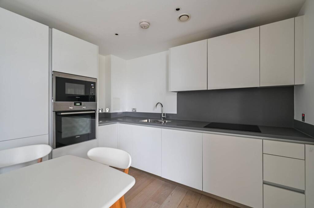 2 bed 1st Floor Flat for rent in London. From Foxtons - Islington