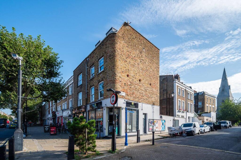 1 bed 1st Floor Flat for rent in Islington. From Foxtons - Islington