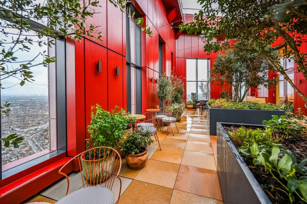 2 bed 1st Floor Flat for rent in . From Foxtons - Islington