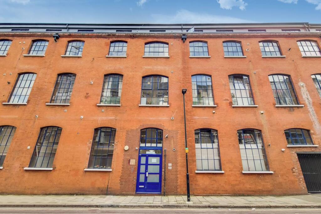 1 bed 1st Floor Flat for rent in London. From Foxtons - Islington