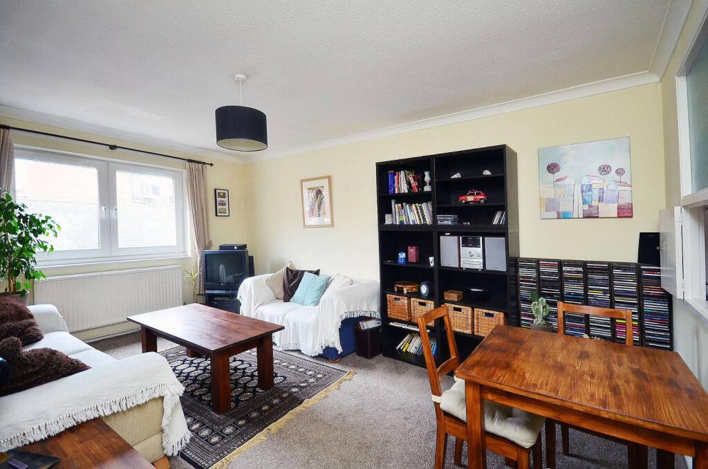 1 bed 1st Floor Flat for rent in Islington. From Foxtons - Islington