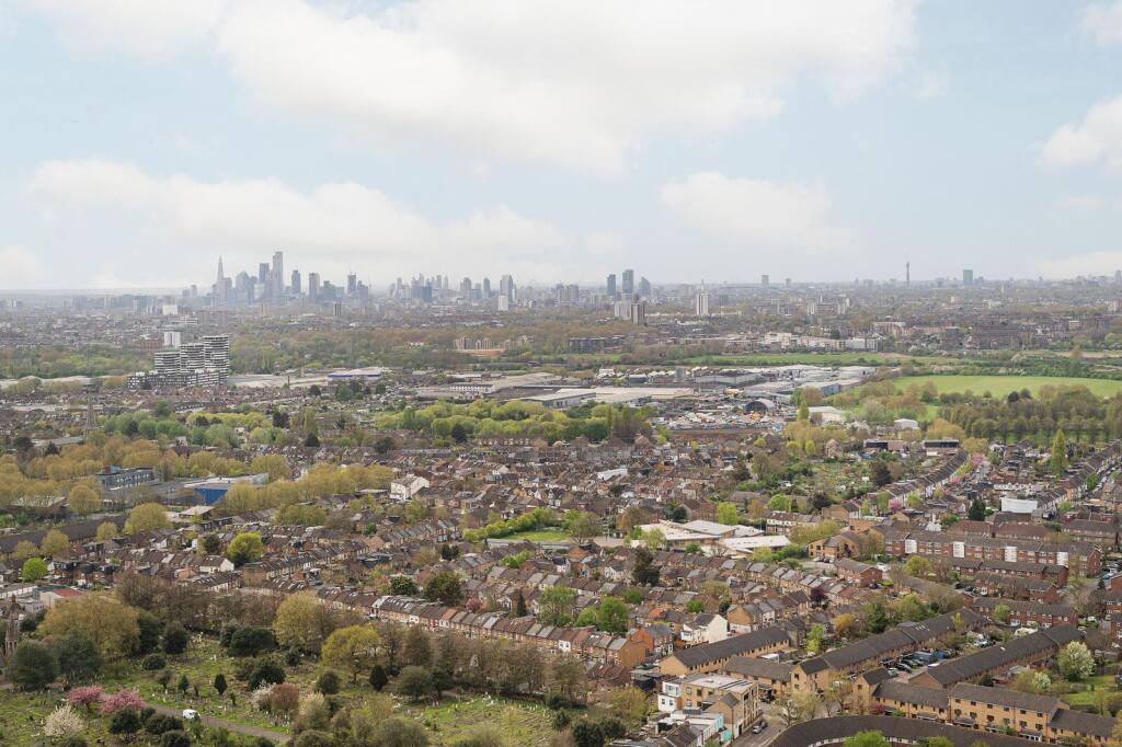 2 bed 1st Floor Flat for rent in . From Foxtons - Islington