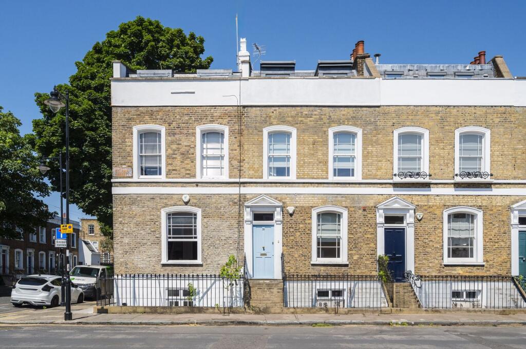 1 bed 1st Floor Flat for rent in Islington. From Foxtons - Islington 1 bed 1st Floor Flat for rent in Islington. From Foxtons - Islington