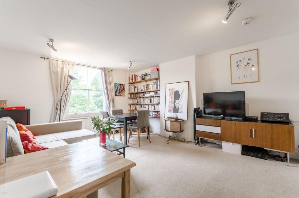 1 bed 1st Floor Flat for rent in Islington. From Foxtons - Islington