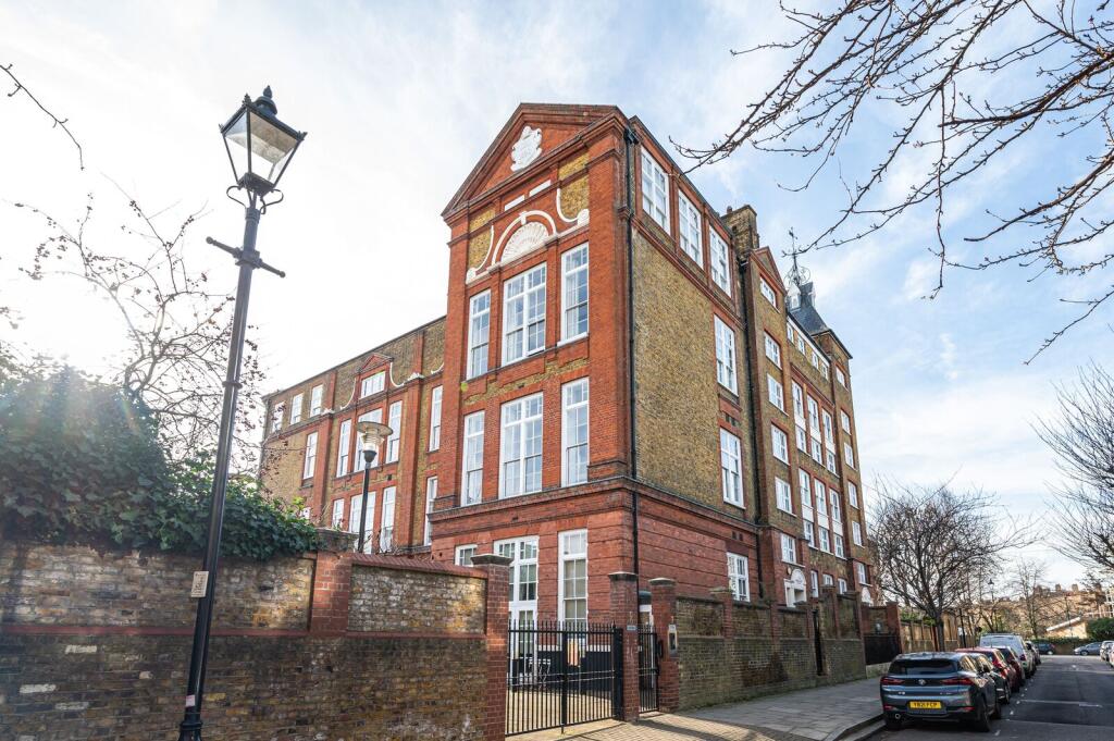 1 bed 1st Floor Flat for rent in Islington. From Foxtons - Islington