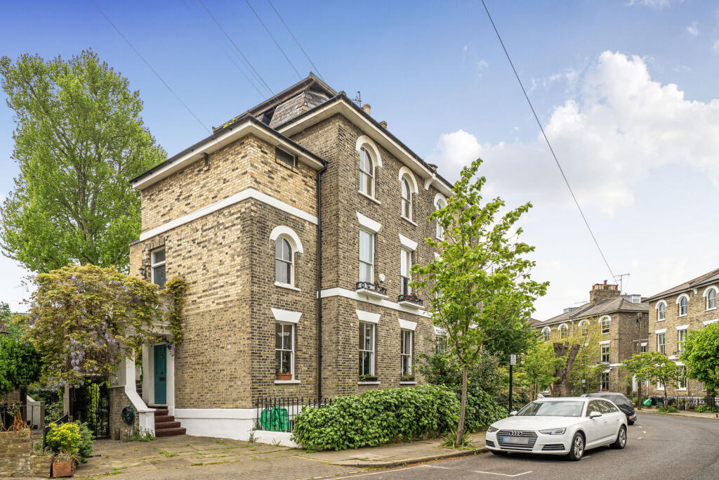 4 bed Annexe for rent in Islington. From Foxtons - Islington