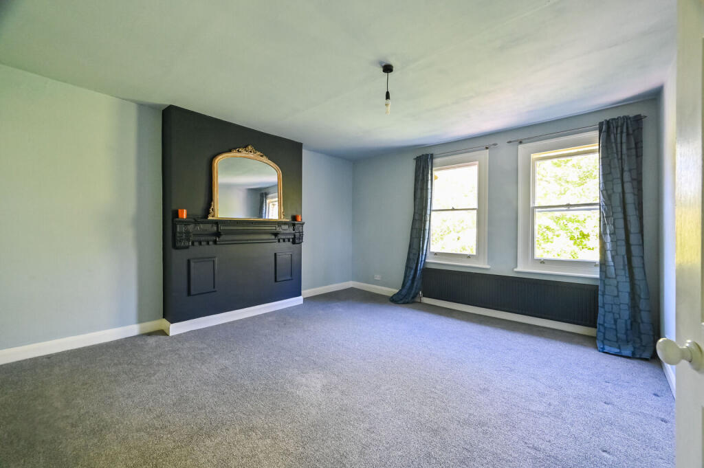 1 bed 1st Floor Flat for rent in Islington. From Foxtons - Islington