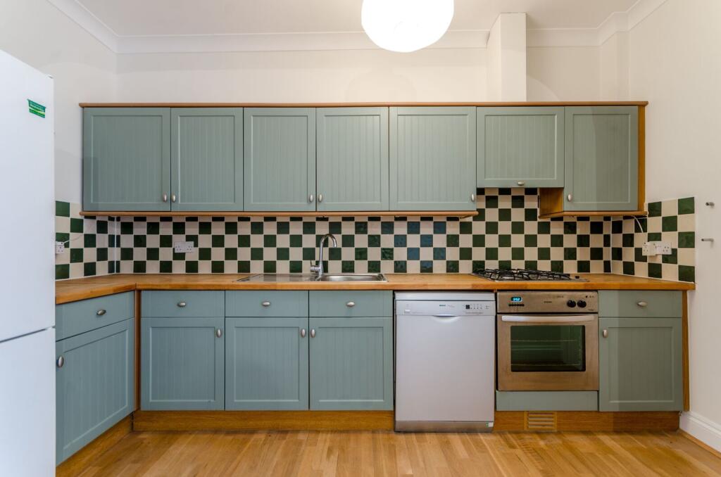 2 bed 1st Floor Flat for rent in London. From Foxtons - Islington