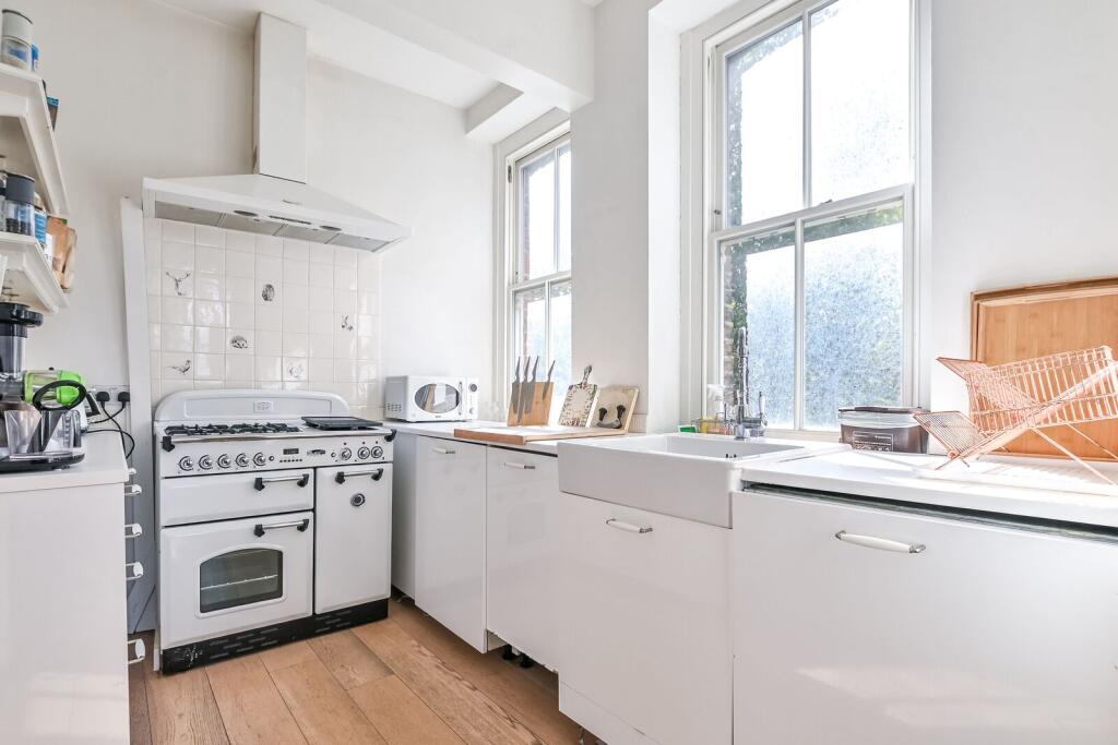 2 bed 1st Floor Flat for rent in London. From Foxtons - Islington