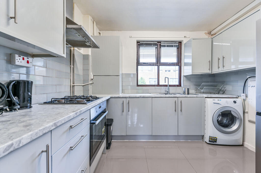 3 bed Annexe for rent in London. From Foxtons - Islington 3 bed Annexe for rent in London. From Foxtons - Islington