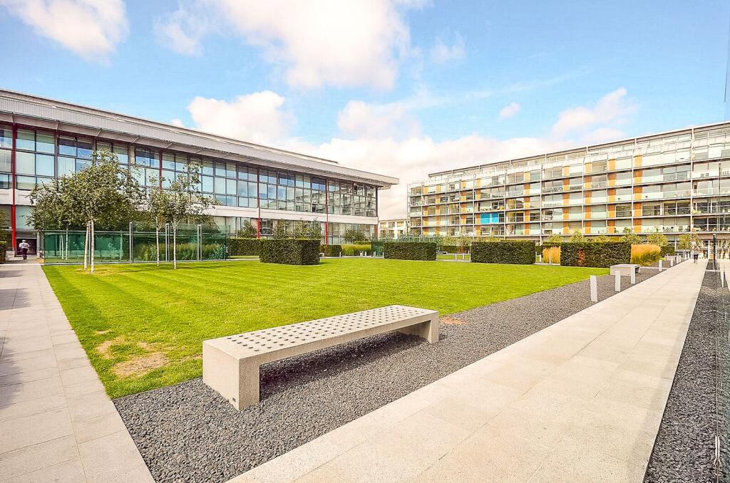 1 bed 1st Floor Flat for rent in London. From Foxtons - Islington